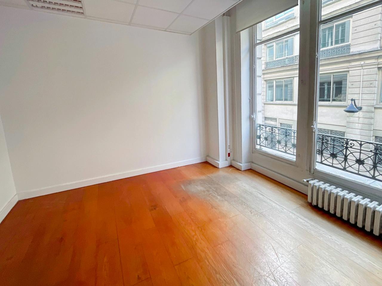 Bureau Paris 896m² Location bureau Paris OLBUR2531789 6